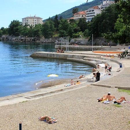 Apartments With A Parking Space Lovran, Opatija - 7713 Ngoại thất bức ảnh