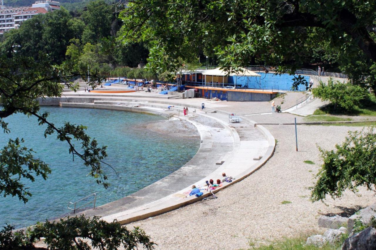 Apartments With A Parking Space Lovran, Opatija - 7713 Ngoại thất bức ảnh
